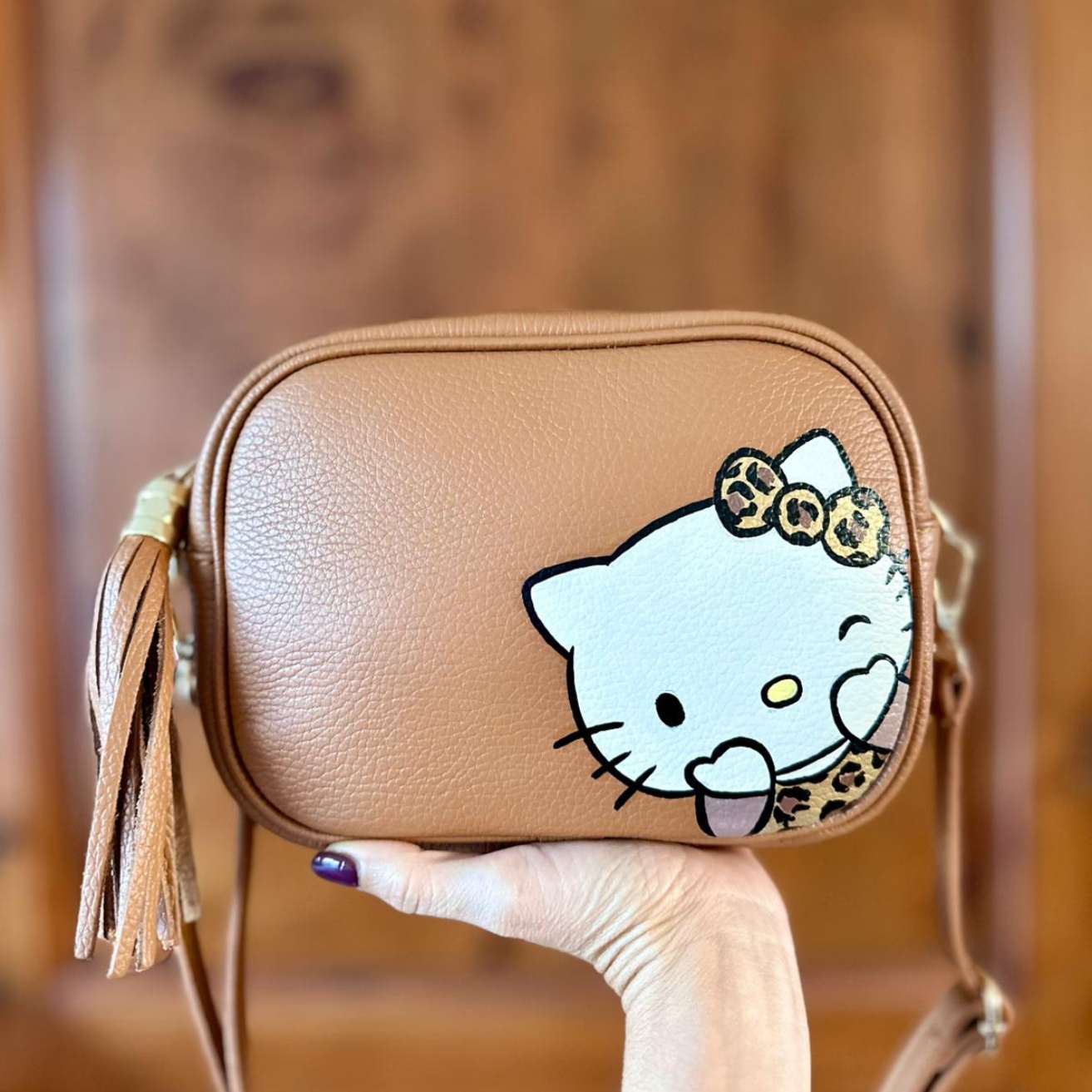 Borsa con catena in vera pelle, misura piccola, Made in Italy, art. 11 - Suie Valentini Borsa con catena in vera pelle, misura piccola, Made in Italy, art. 11 - Suie Valentini