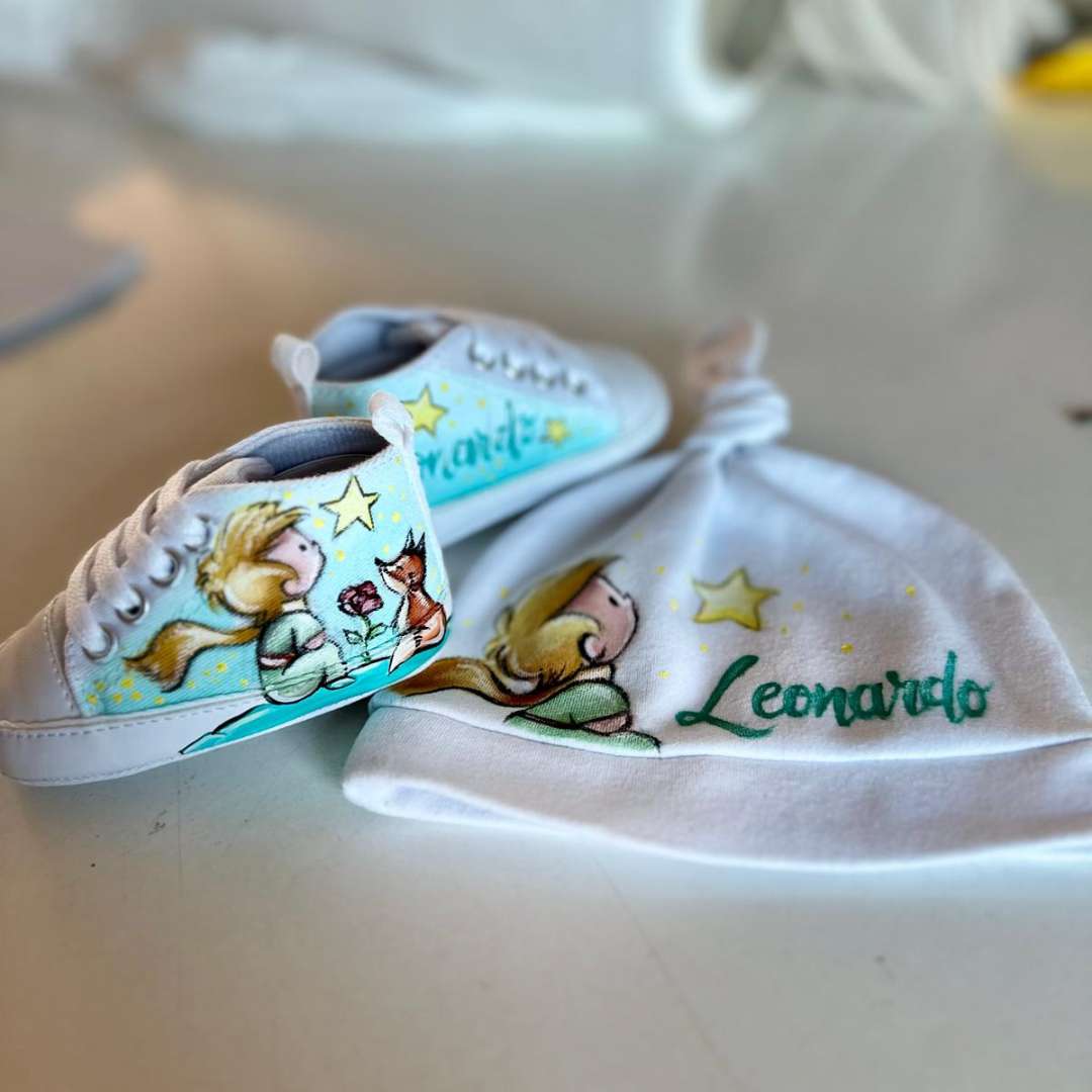 Scarpe Bavaglio Cappellino con Disegno Personalizzato